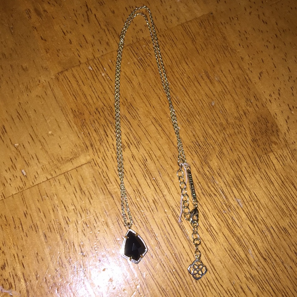 Black and gold Kendra Scott necklace